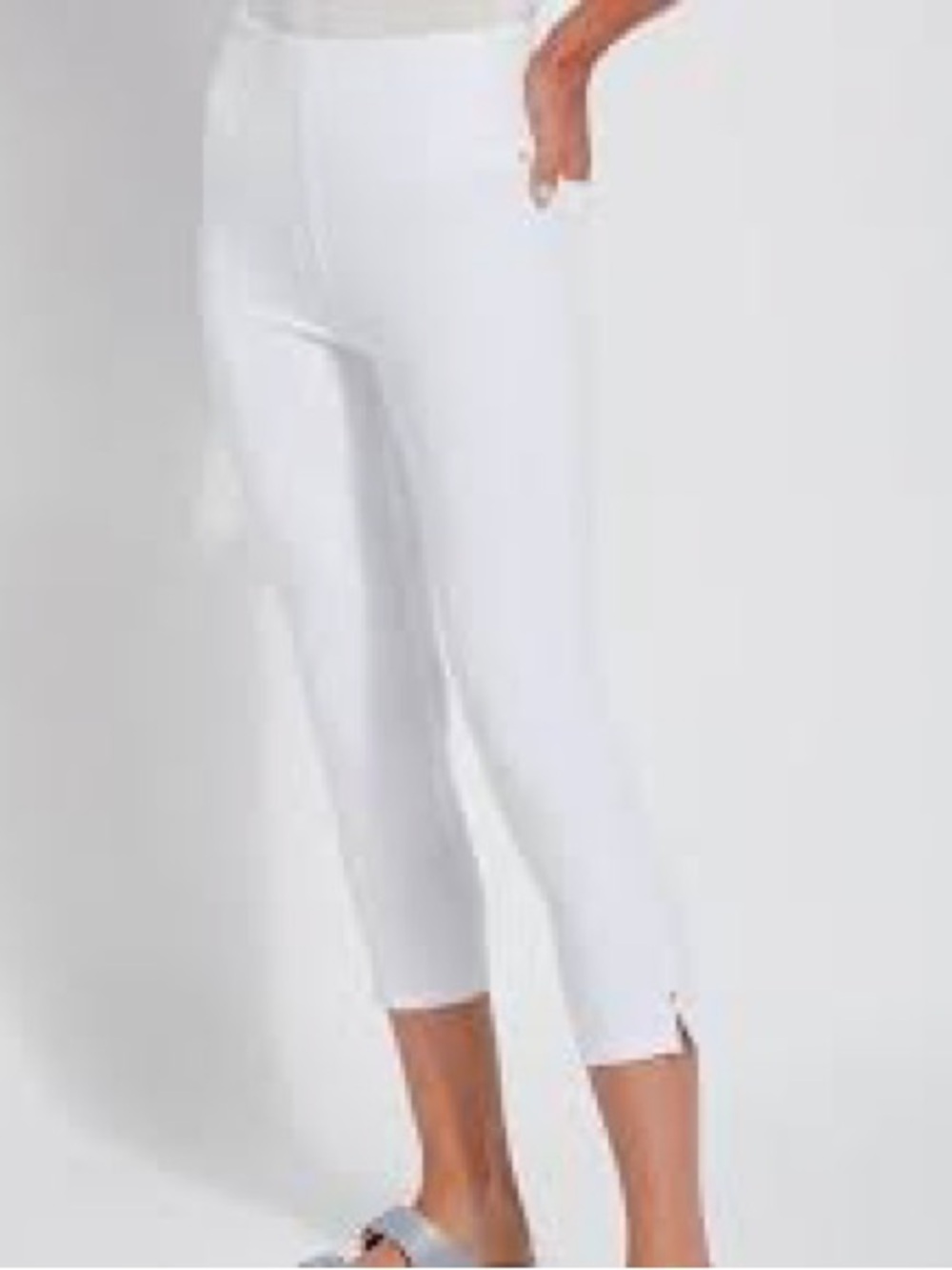 Women’s Lysse toothpick Jeggings with split cuff and gold accent rivets.
